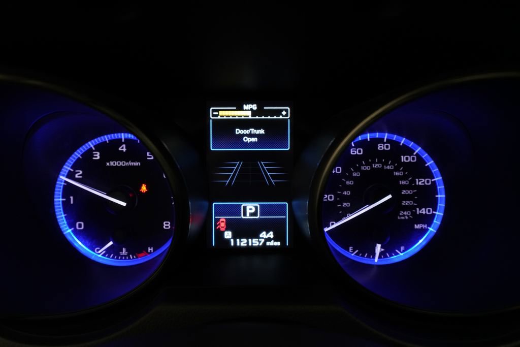 Used 2016 Subaru Legacy 2.5i Premium AWD/4WD image 2