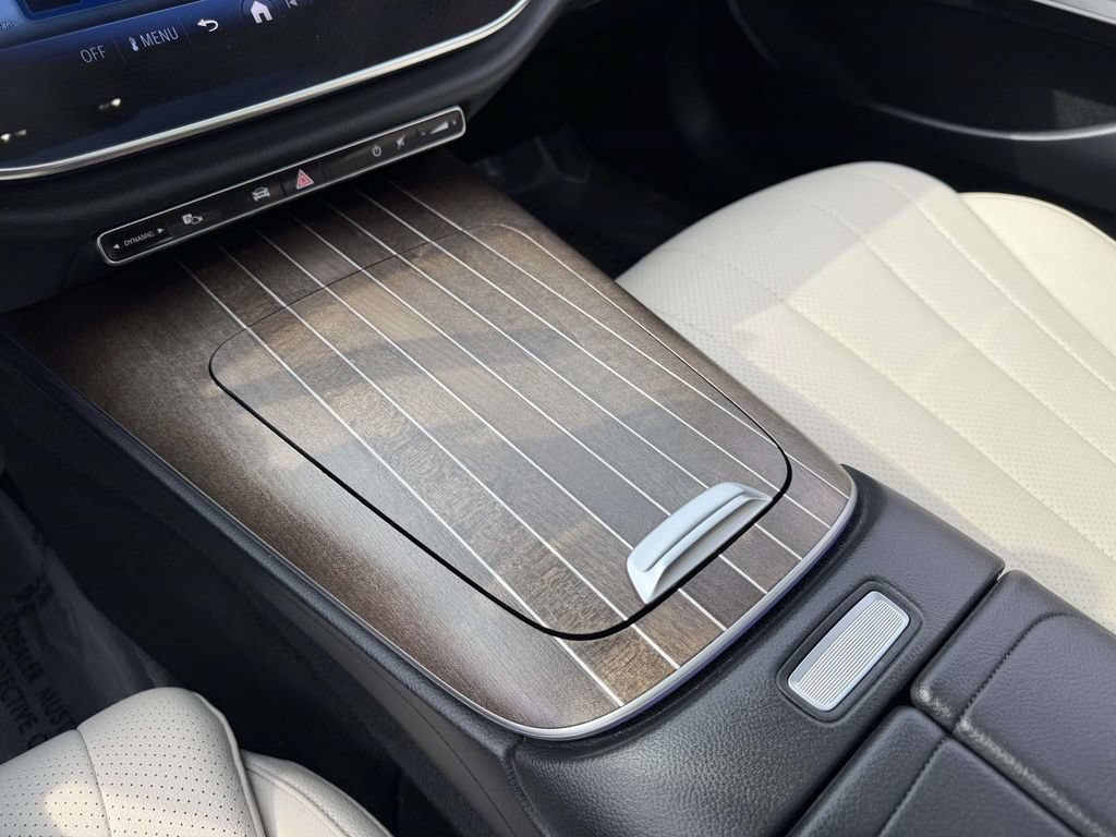 Used 2025 Mercedes-Benz E 350 4MATIC Sedan w/ Winter Package image 30