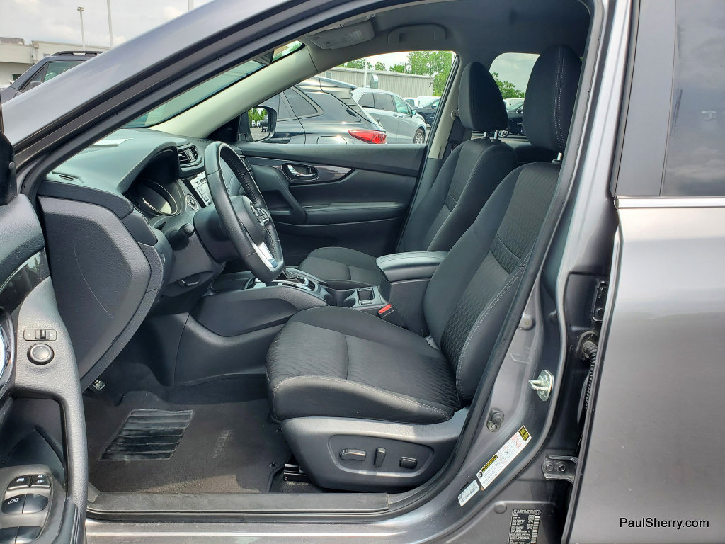 Used 2020 Nissan Rogue SV AWD/4WD image 18