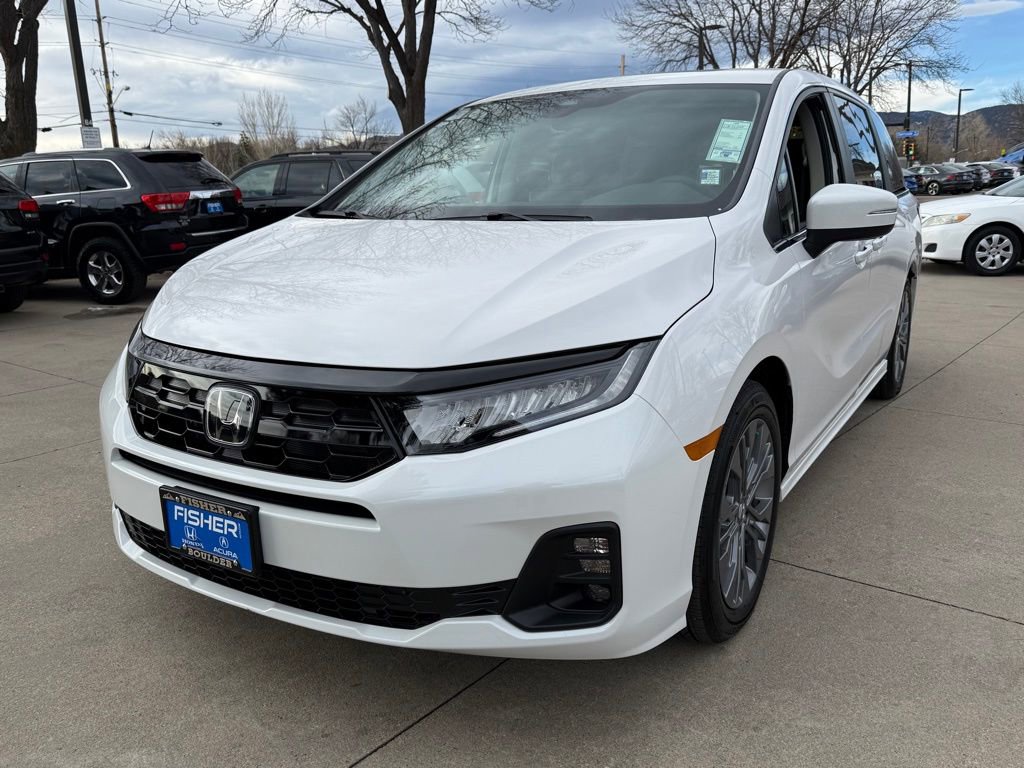 Certified 2026 Honda Odyssey Touring image 9