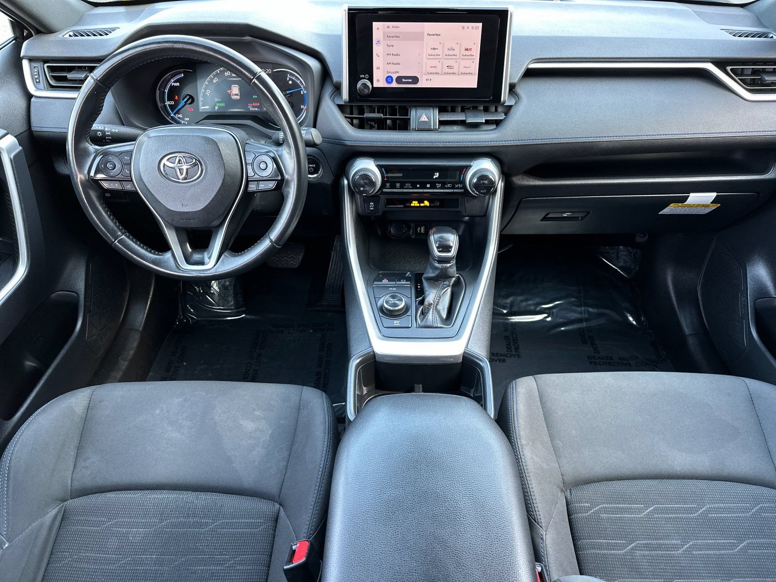 Used 2024 Toyota RAV4 SE AWD/4WD image 12