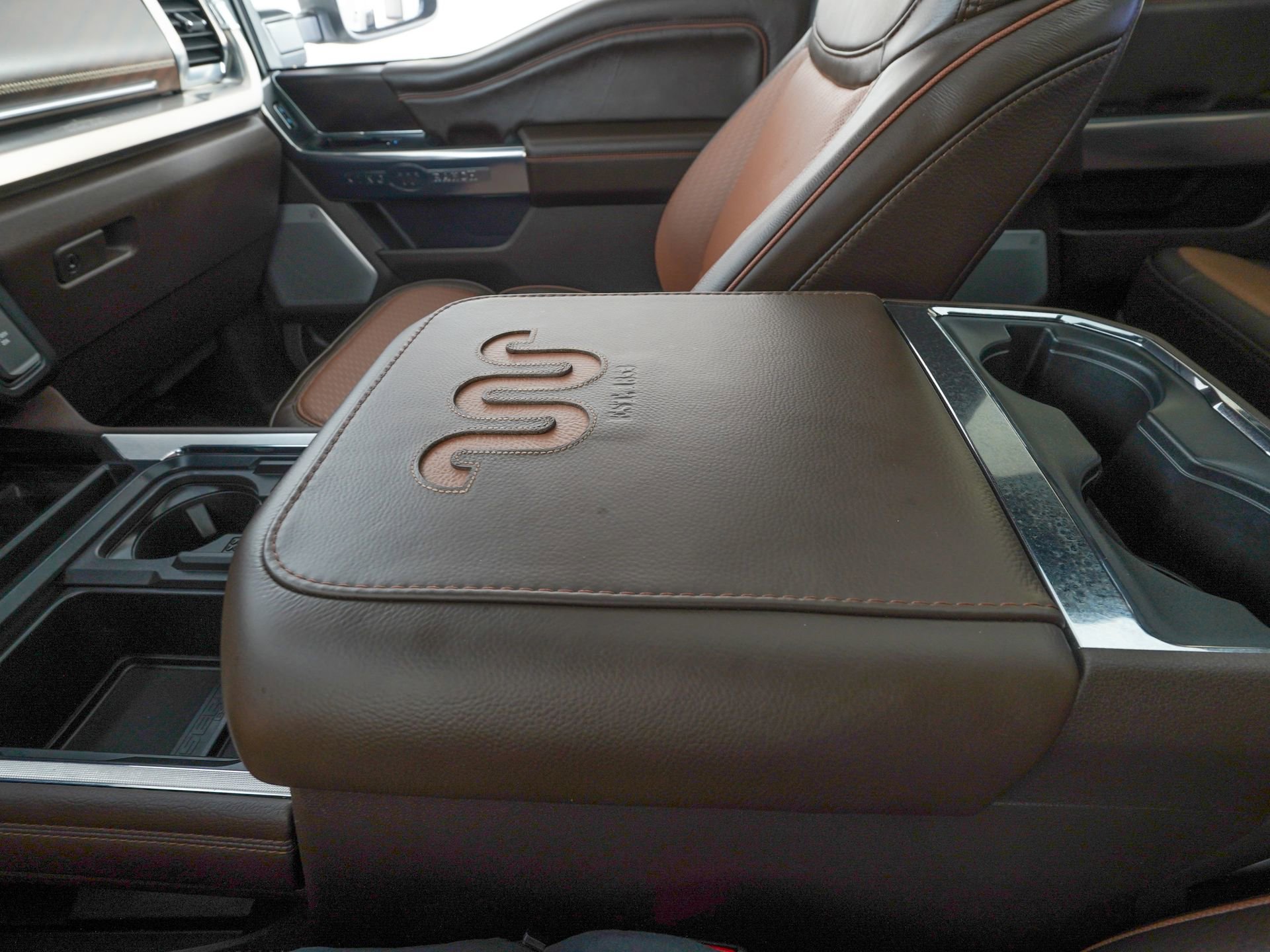 Used 2025 Ford F450 King Ranch w/ Snow Plow/Camper Package image 29