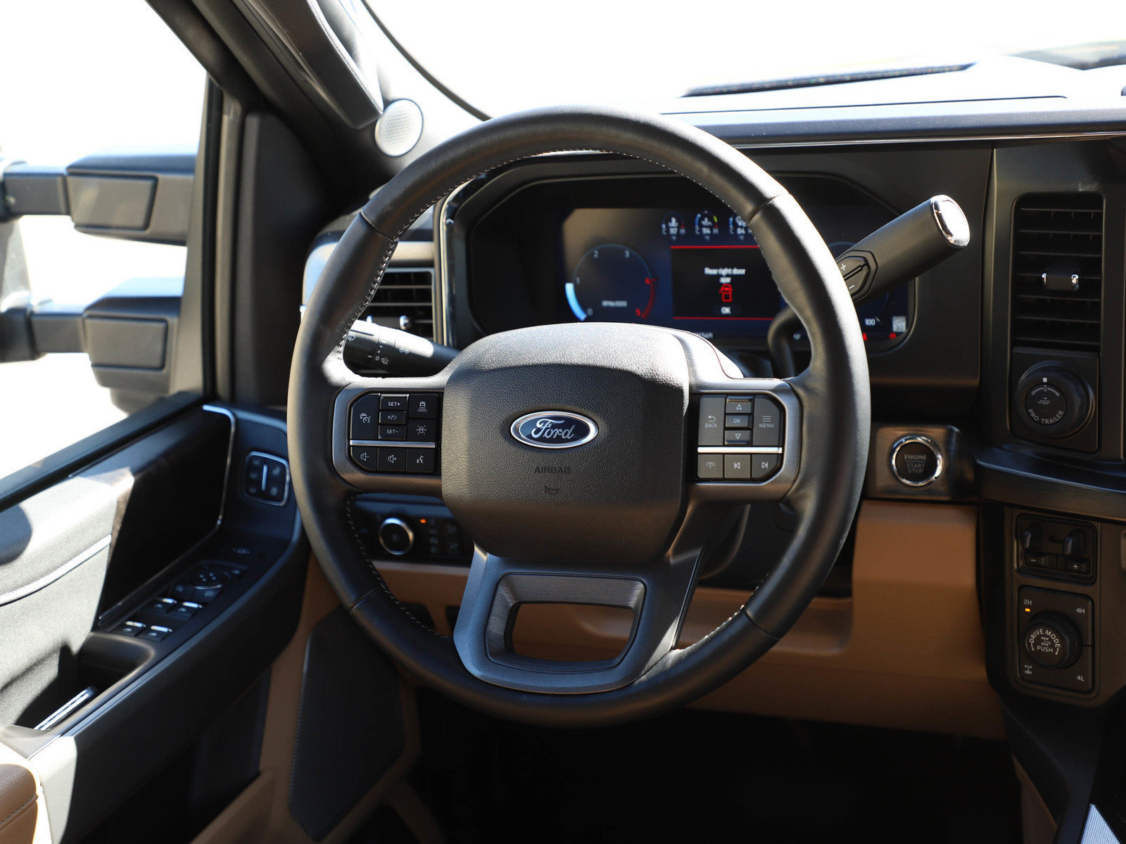 Used 2024 Ford F350 Lariat w/ Lariat Ultimate Package AWD/4WD image 14