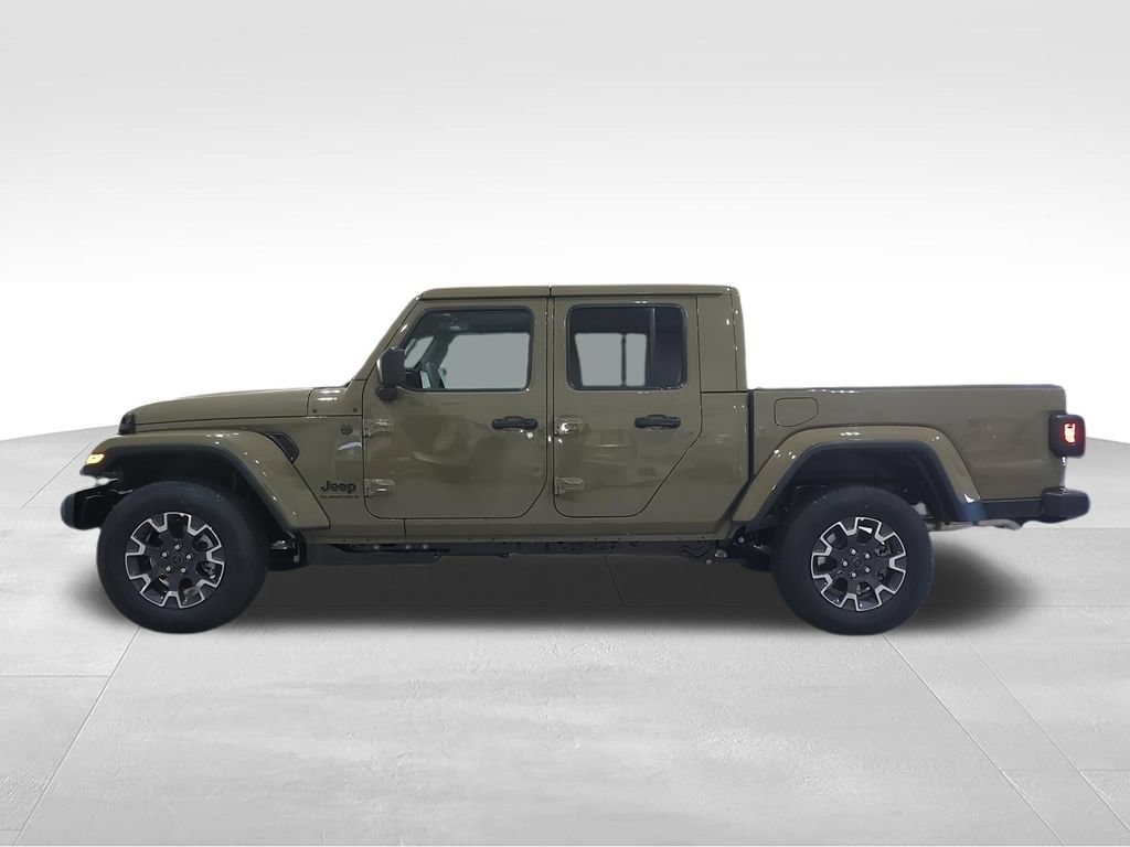 New 2026 Jeep Gladiator Sport AWD/4WD image 5