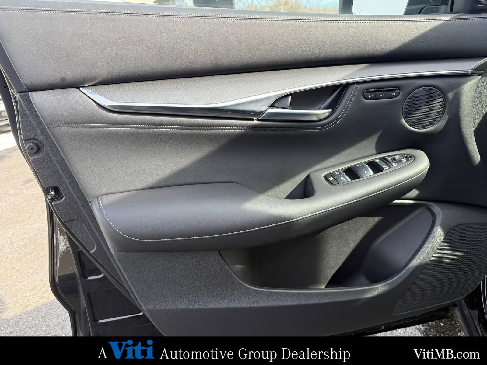 Used 2025 INFINITI QX55 Luxe w/ Cargo Package image 16