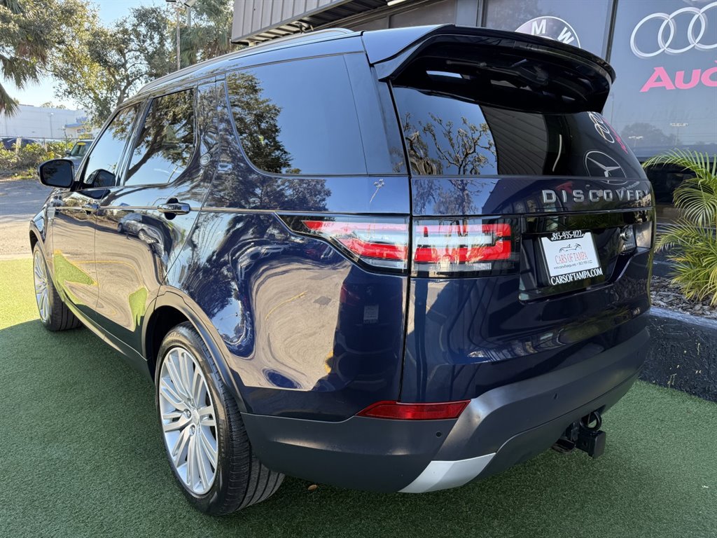 Used 2018 Land Rover Discovery HSE image 4
