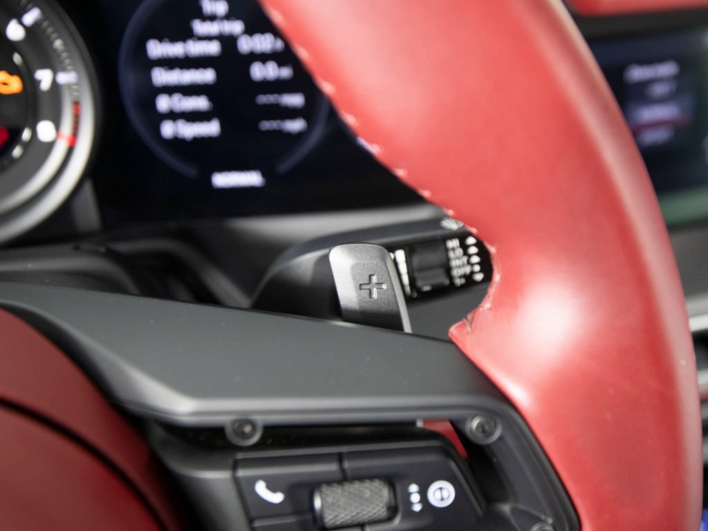 Used 2020 Porsche 911 Carrera 4S AWD/4WD image 31