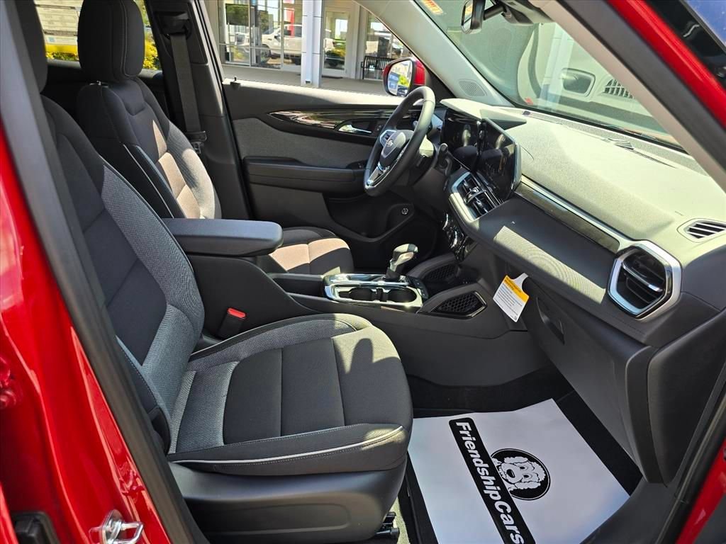New 2026 Chevrolet TrailBlazer LT w/ Convenience Package FWD image 13