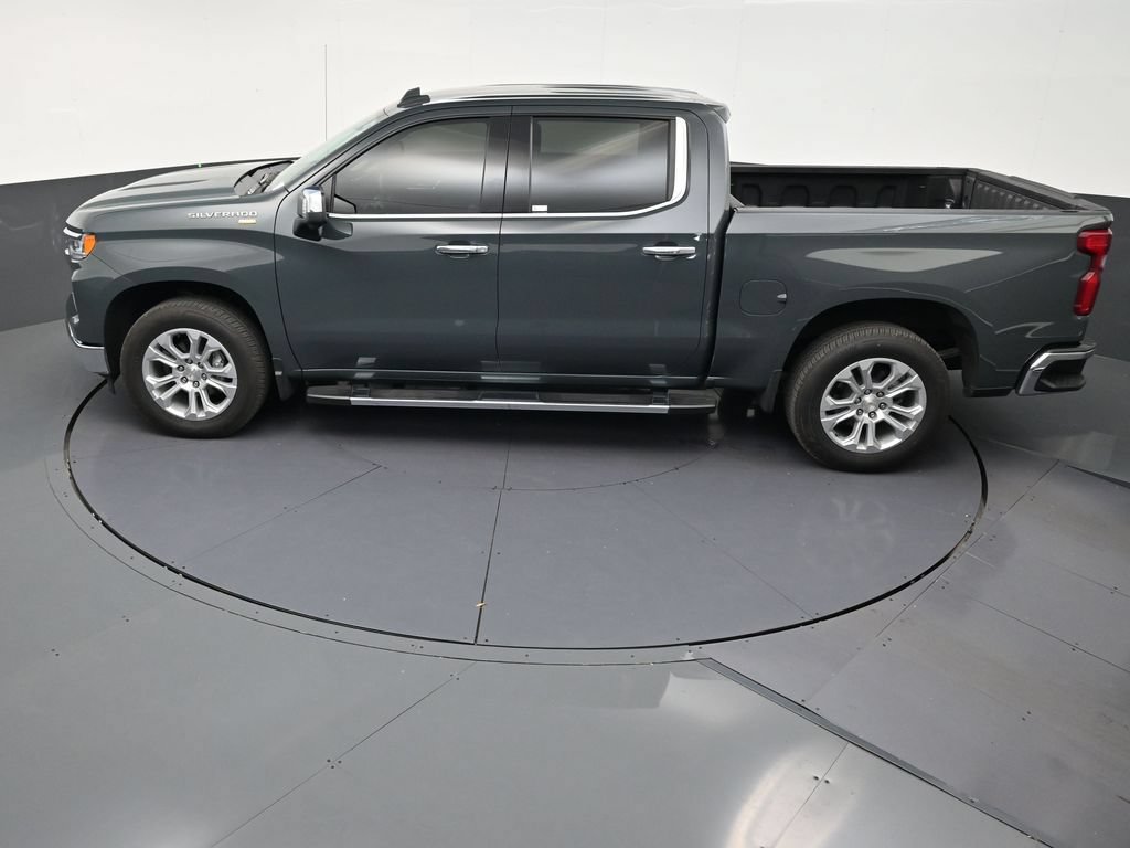 Used 2025 Chevrolet Silverado 1500 LTZ w/ Technology Package RWD image 13