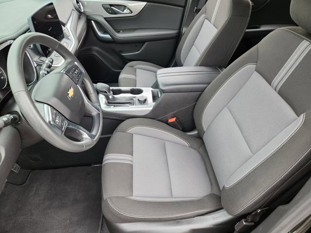 Used 2025 Chevrolet Blazer LT AWD/4WD image 8