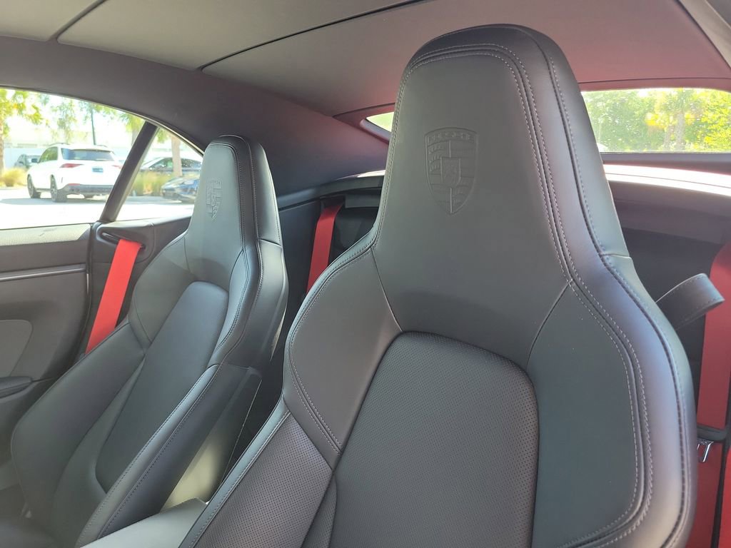 Certified 2025 Porsche 911 Carrera RWD image 6