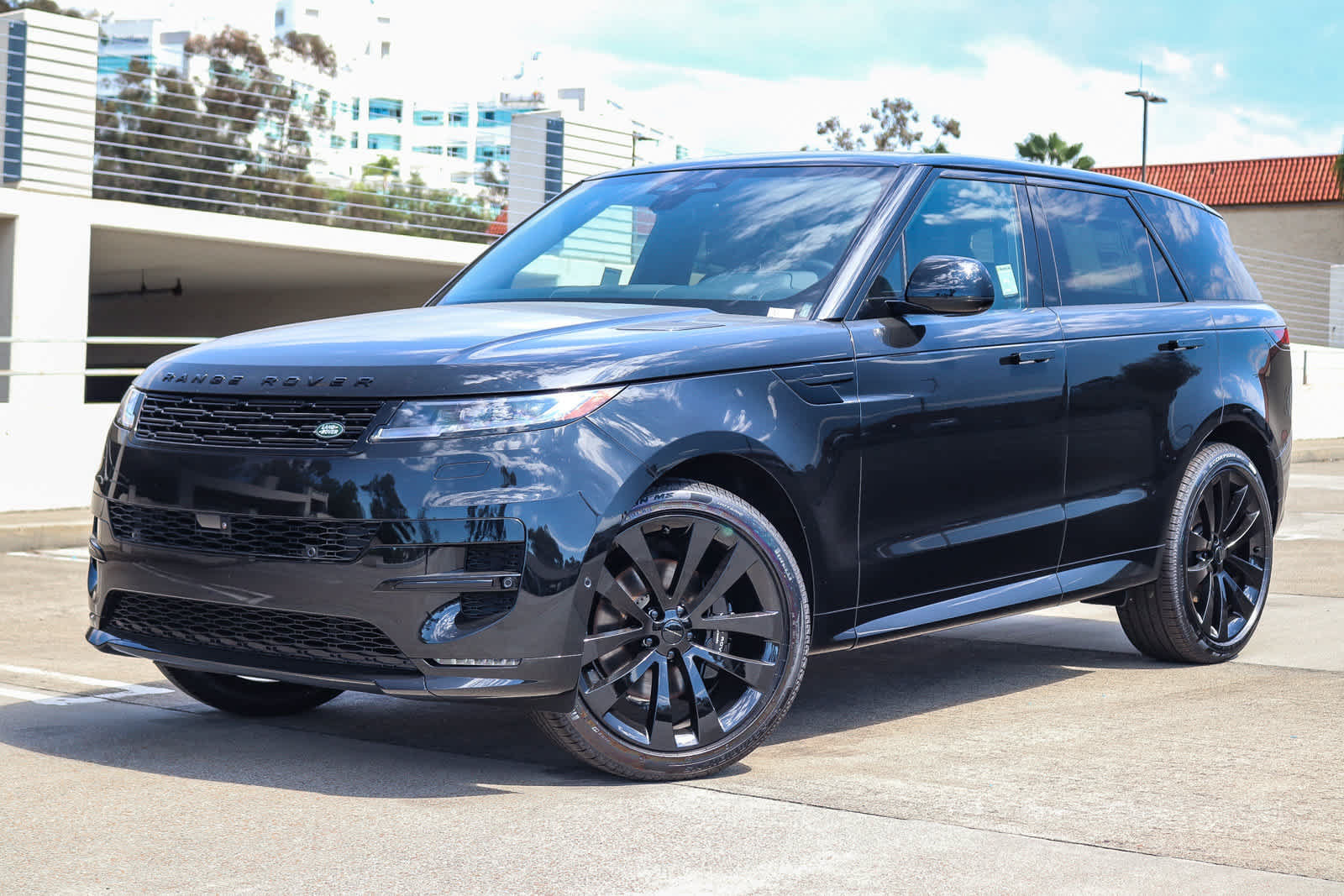 New 2026 Land Rover Range Rover Sport Dynamic SE AWD/4WD image 1