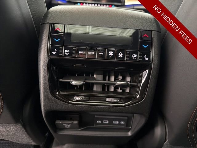 New 2026 Jeep Grand Cherokee L Summit w/ Obsidian Package AWD/4WD image 29