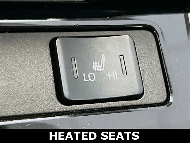 Used 2021 Toyota Prius XLE image 14