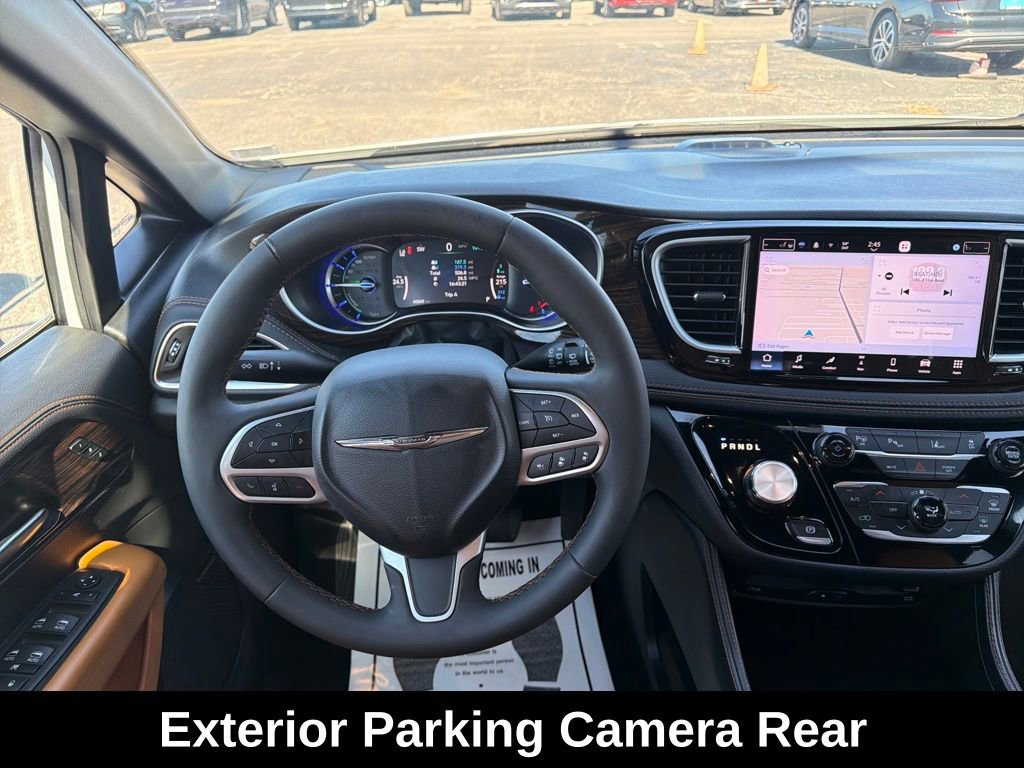 Used 2023 Chrysler Pacifica Pinnacle image 17