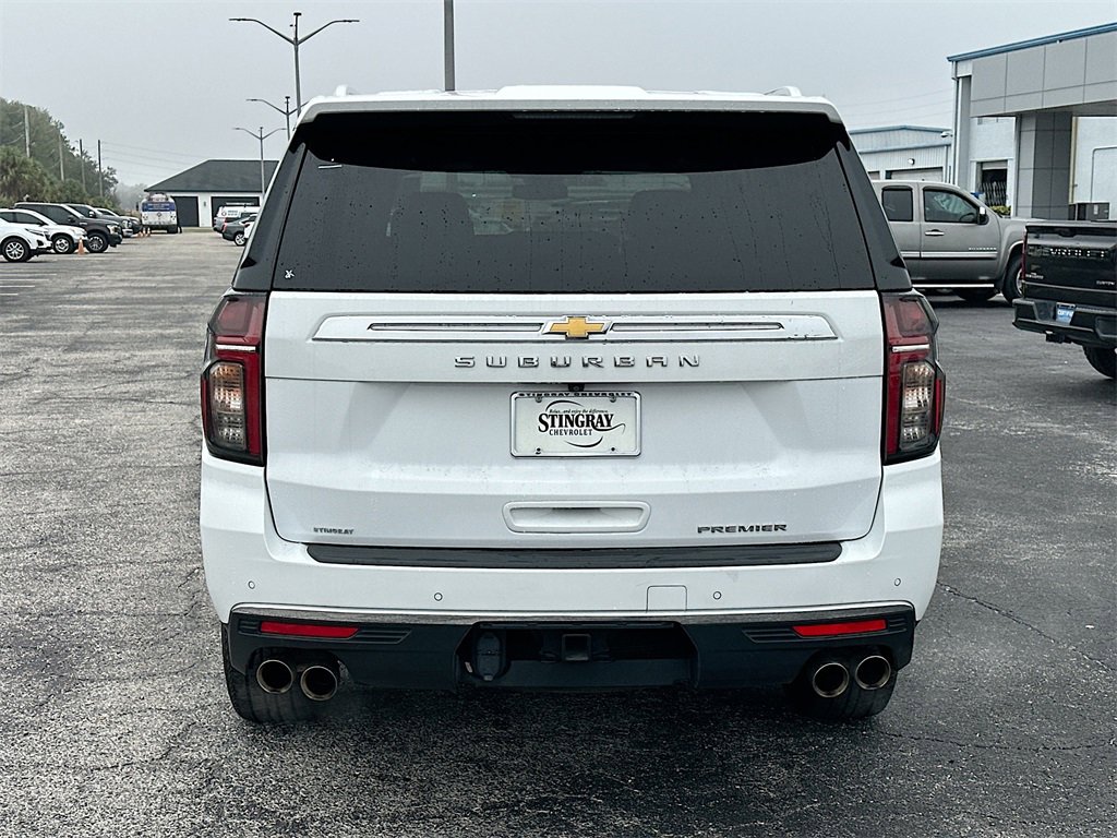 Used 2024 Chevrolet Suburban Premier image 6