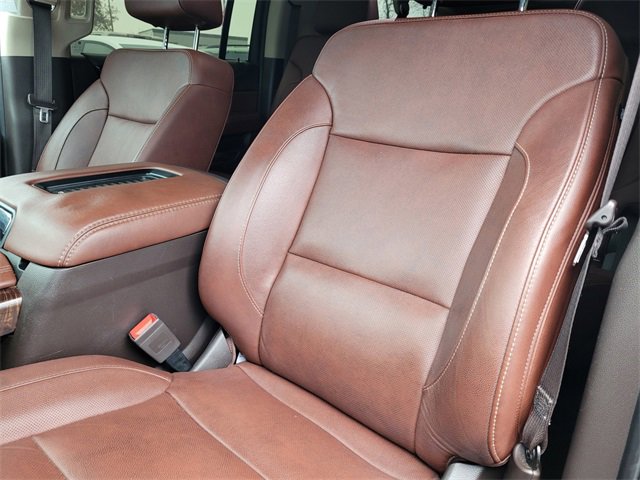 Used 2020 Chevrolet Suburban Premier image 20