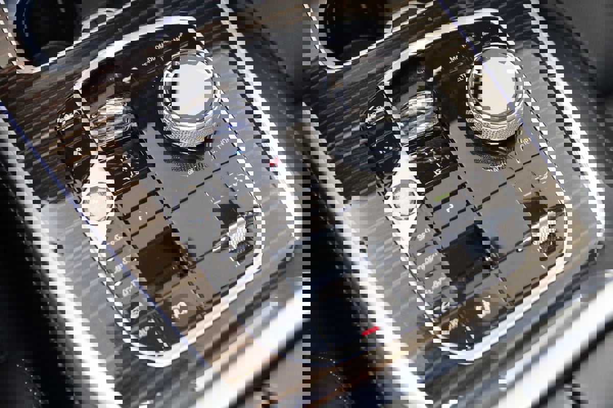 Used 2023 BMW X7 M60i w/ Executive Package image 35