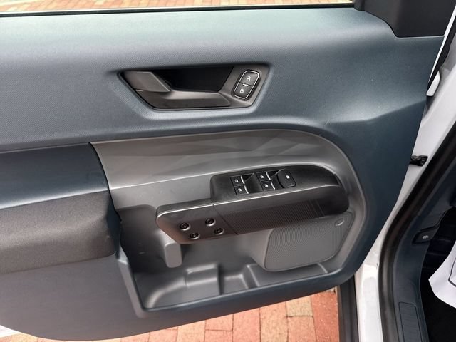 Used 2025 Ford Maverick XL FWD image 13