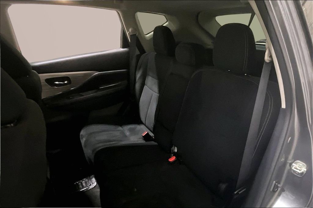 Used 2016 Nissan Murano S AWD/4WD image 21