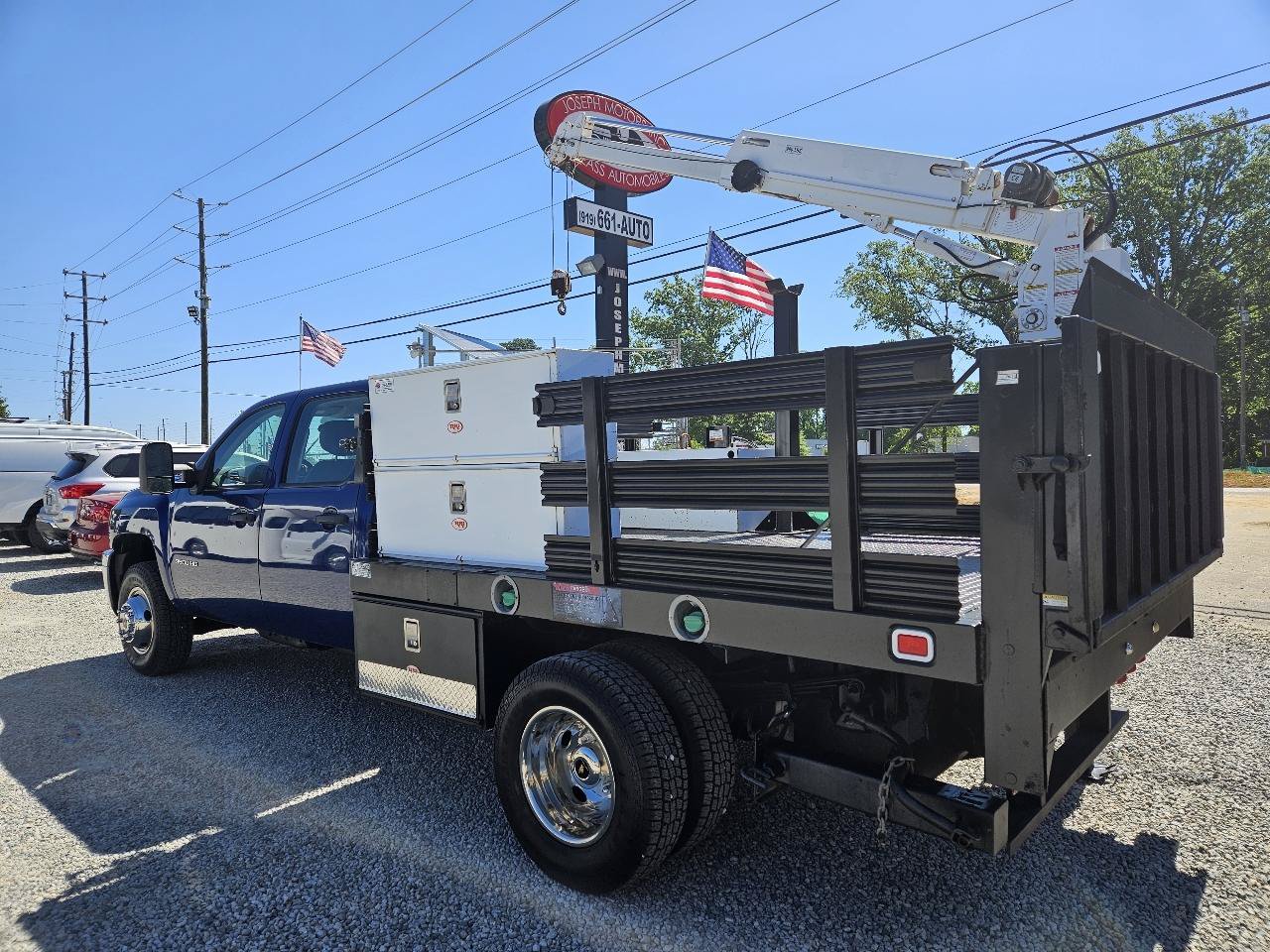 Used 2014 Chevrolet Silverado 3500 W/T w/ Skid Plate Package AWD/4WD image 4