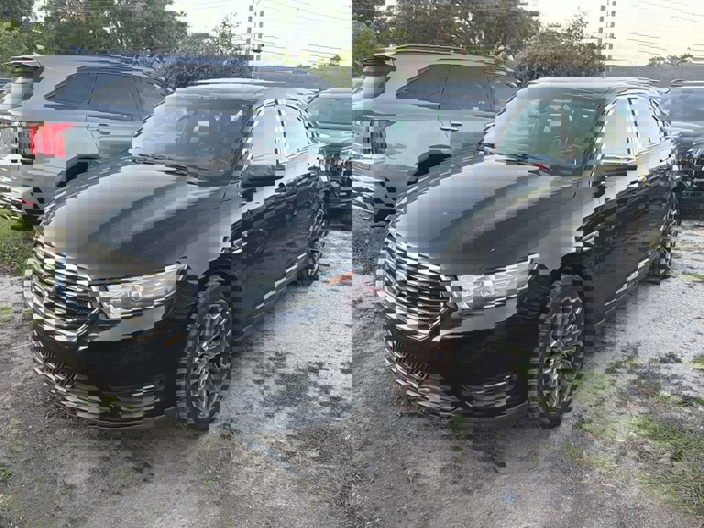 Used 2017 Ford Taurus Limited FWD image 9