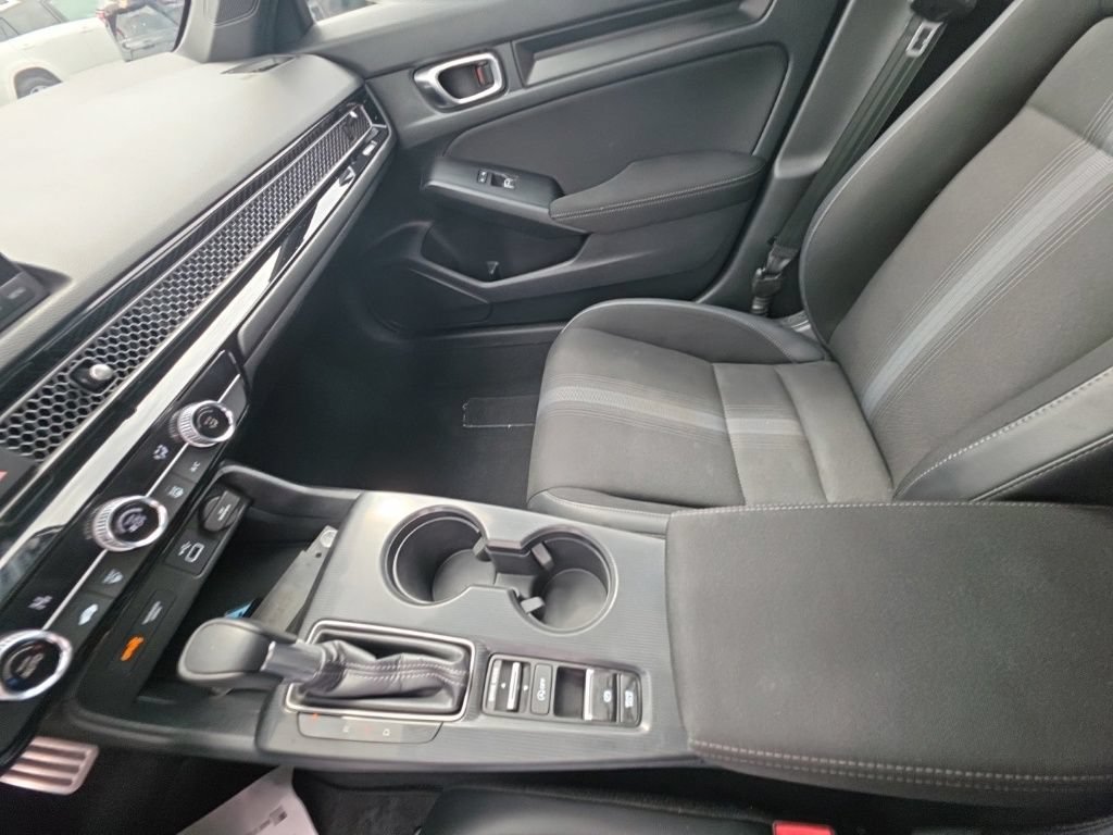 Used 2023 Honda Civic Sport image 21
