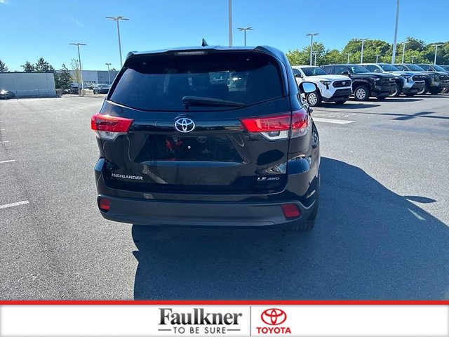 Certified 2018 Toyota Highlander Plus AWD/4WD image 11