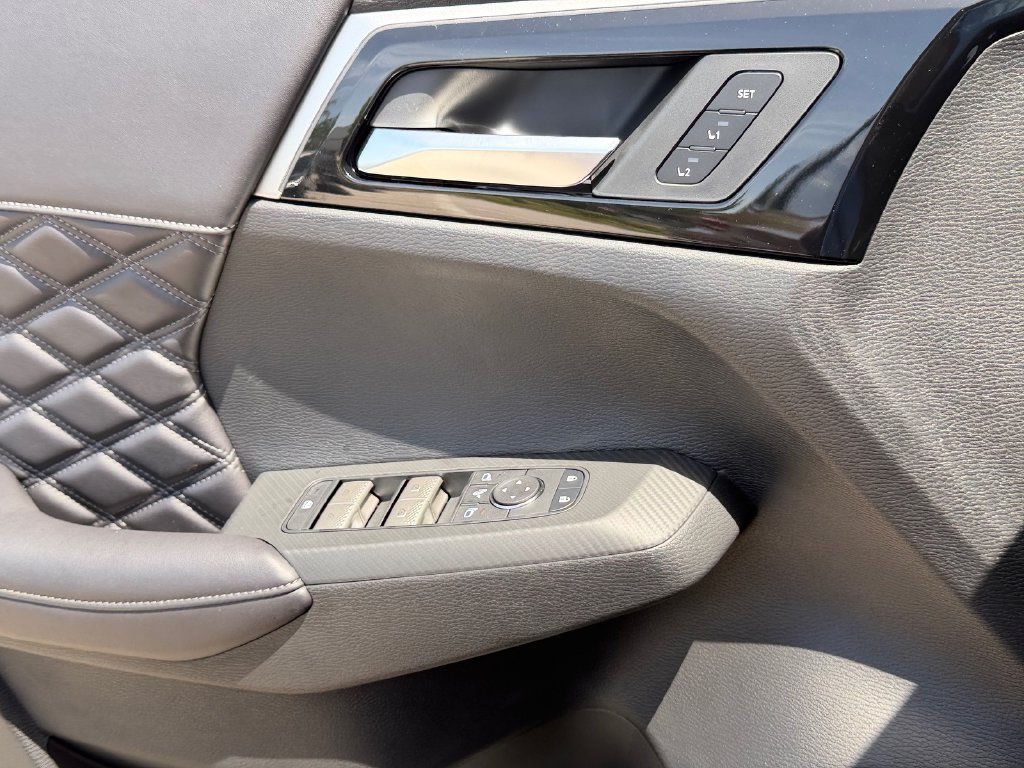 New 2026 Nissan Rogue Platinum AWD/4WD image 18