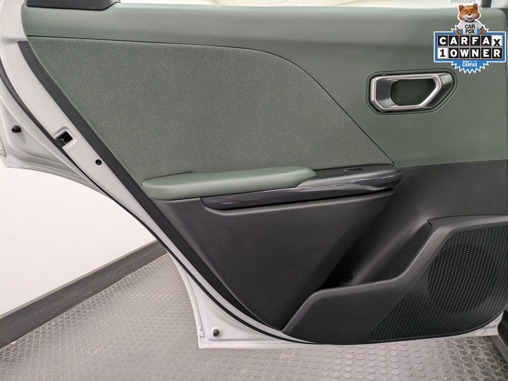Used 2025 Kia K4 EX image 24