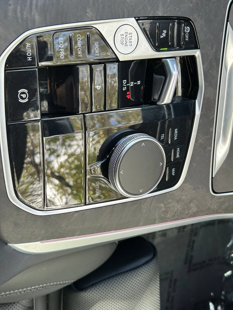 Used 2026 BMW X5 sDrive40i RWD image 19