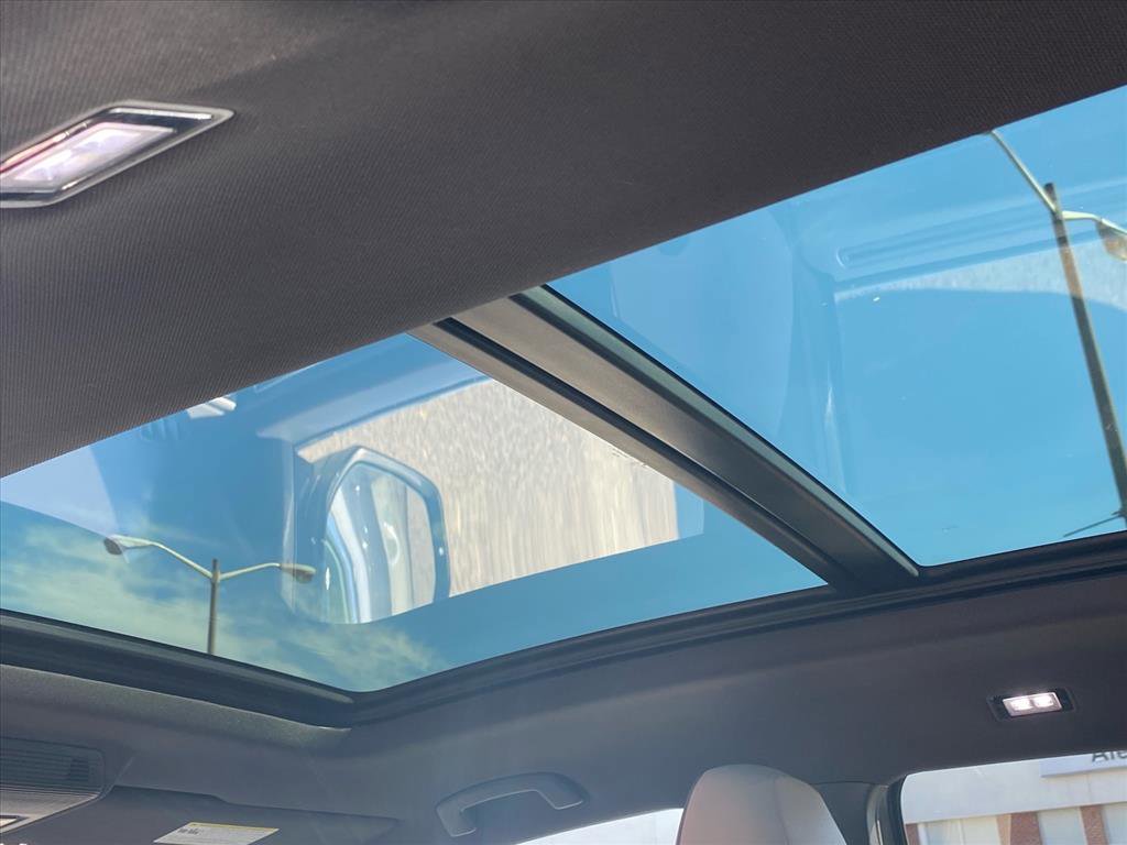 Certified 2024 Volkswagen Atlas Cross Sport SEL Premium R-Line image 22