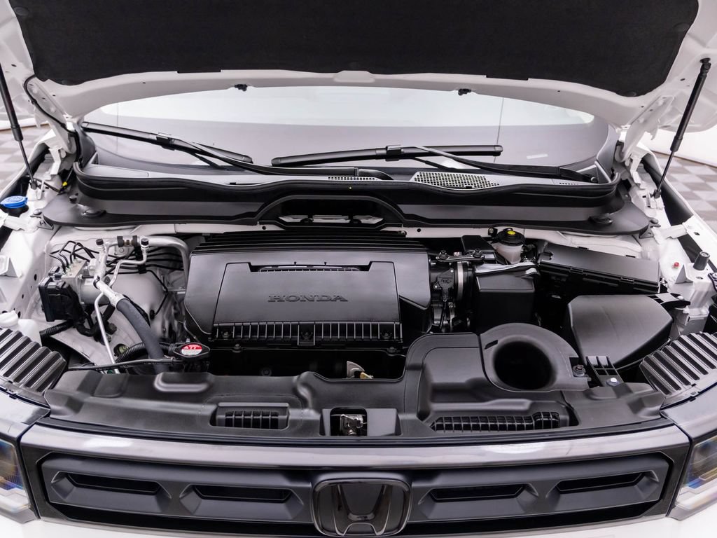 Certified 2026 Honda Passport RTL image 30