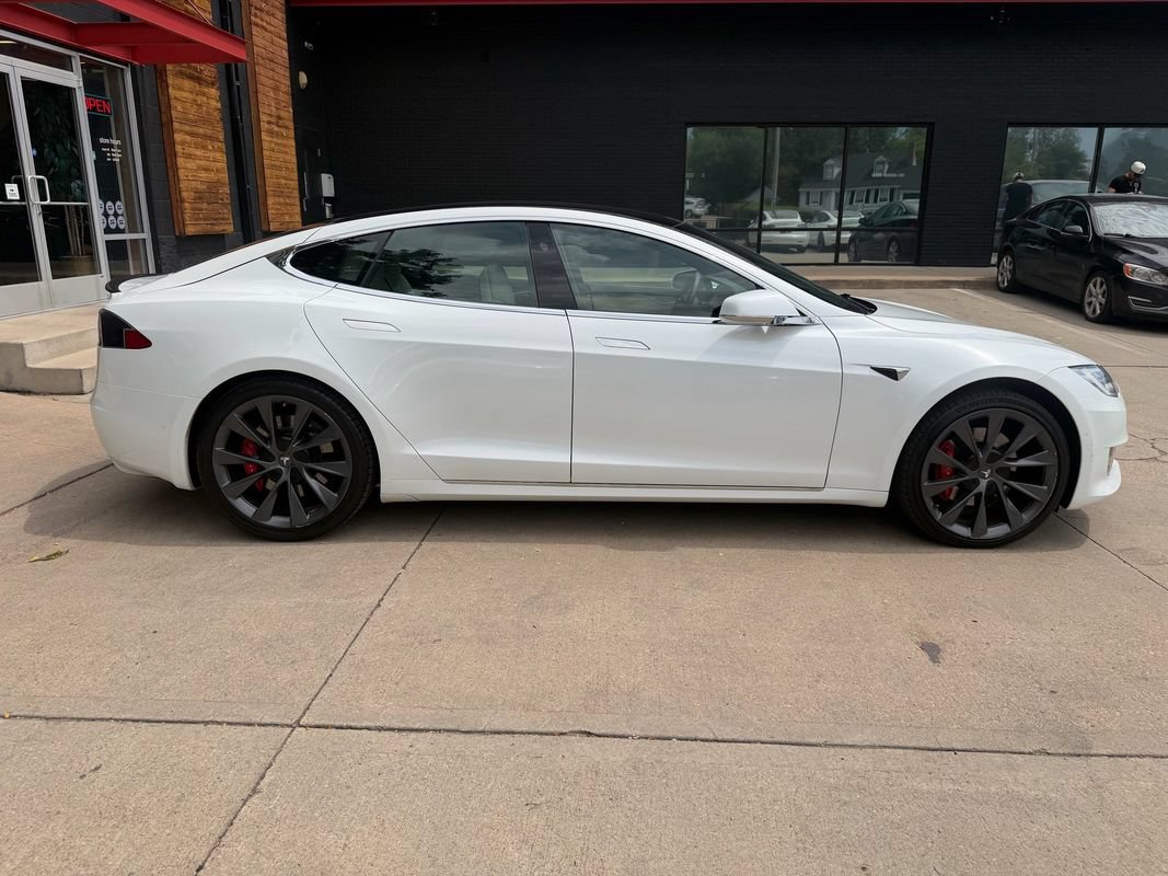 Used 2019 Tesla Model S Performance AWD/4WD image 10