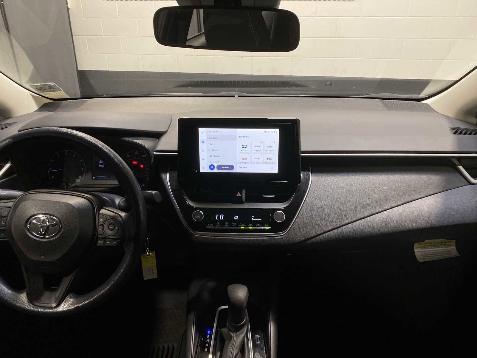 Used 2023 Toyota Corolla LE image 10