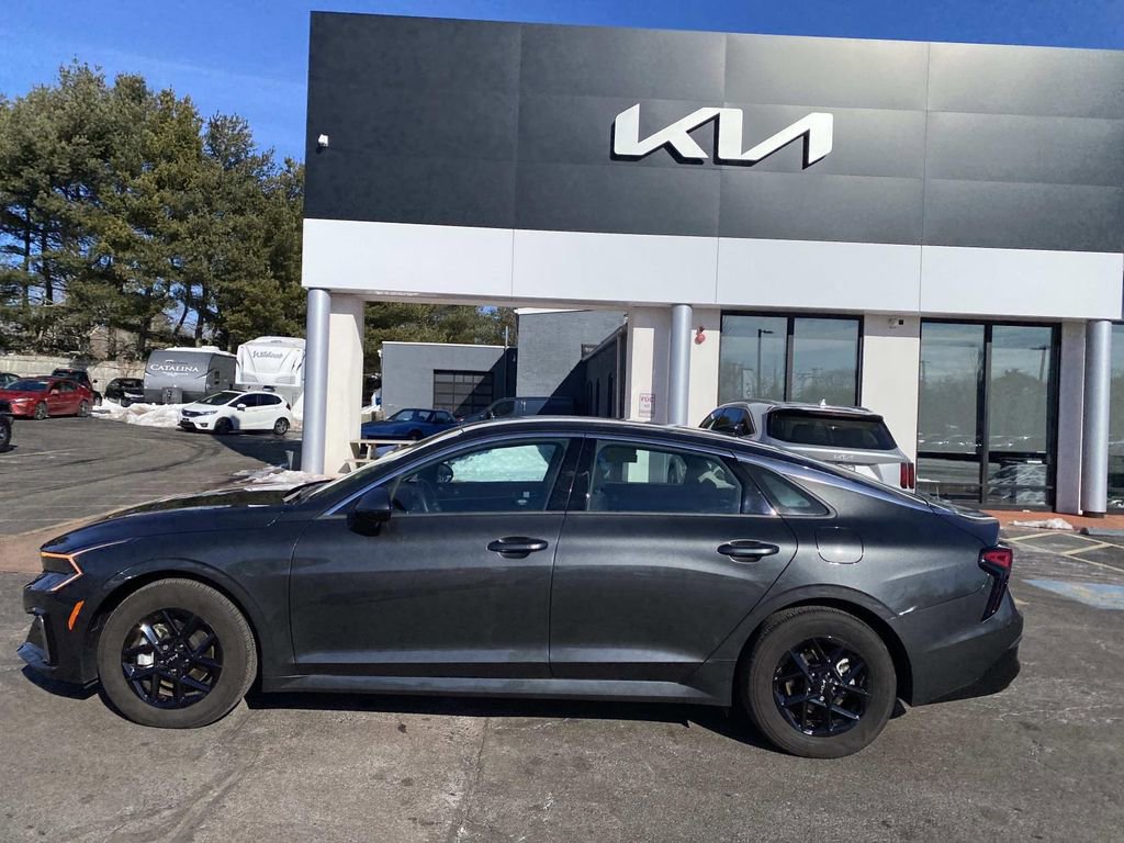 Used 2025 Kia K5 LXS image 2