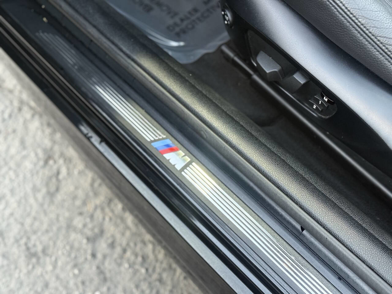 Used 2012 BMW 135i Convertible image 14