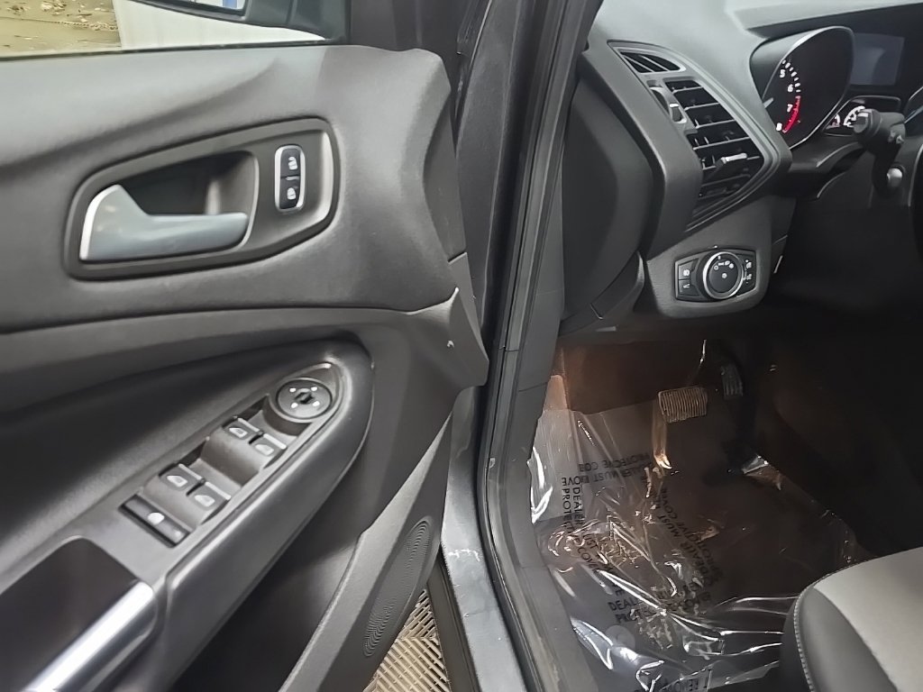 Used 2019 Ford Escape SE AWD/4WD image 27