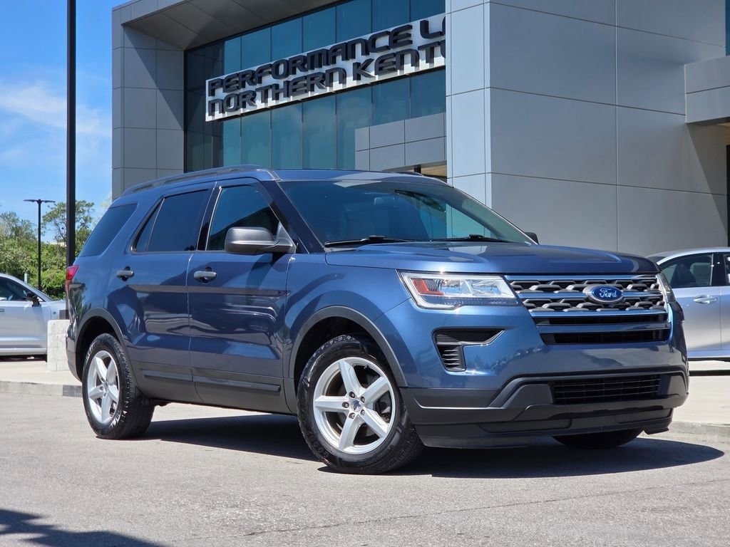 Used 2018 Ford Explorer FWD image 2