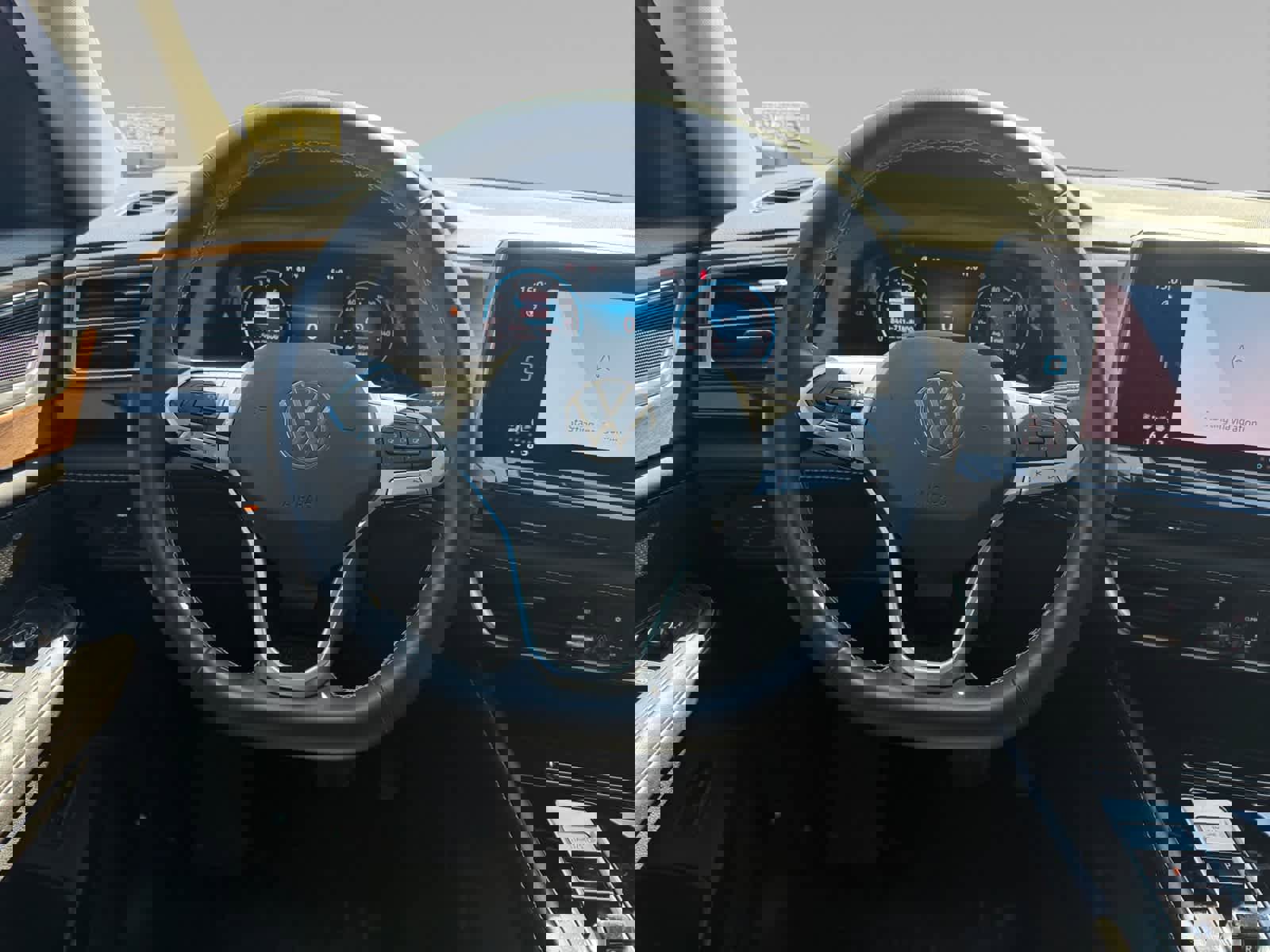 Used 2024 Volkswagen Atlas SE image 12