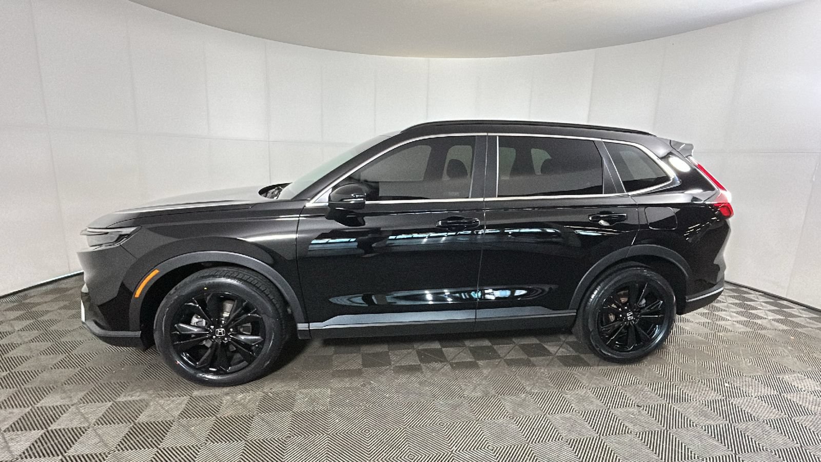 Used 2024 Honda CR-V Sport Touring video 5