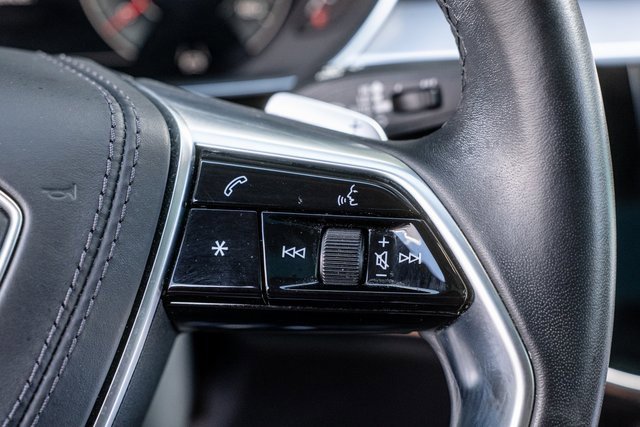 Used 2022 Audi A8 L 3.0T image 11