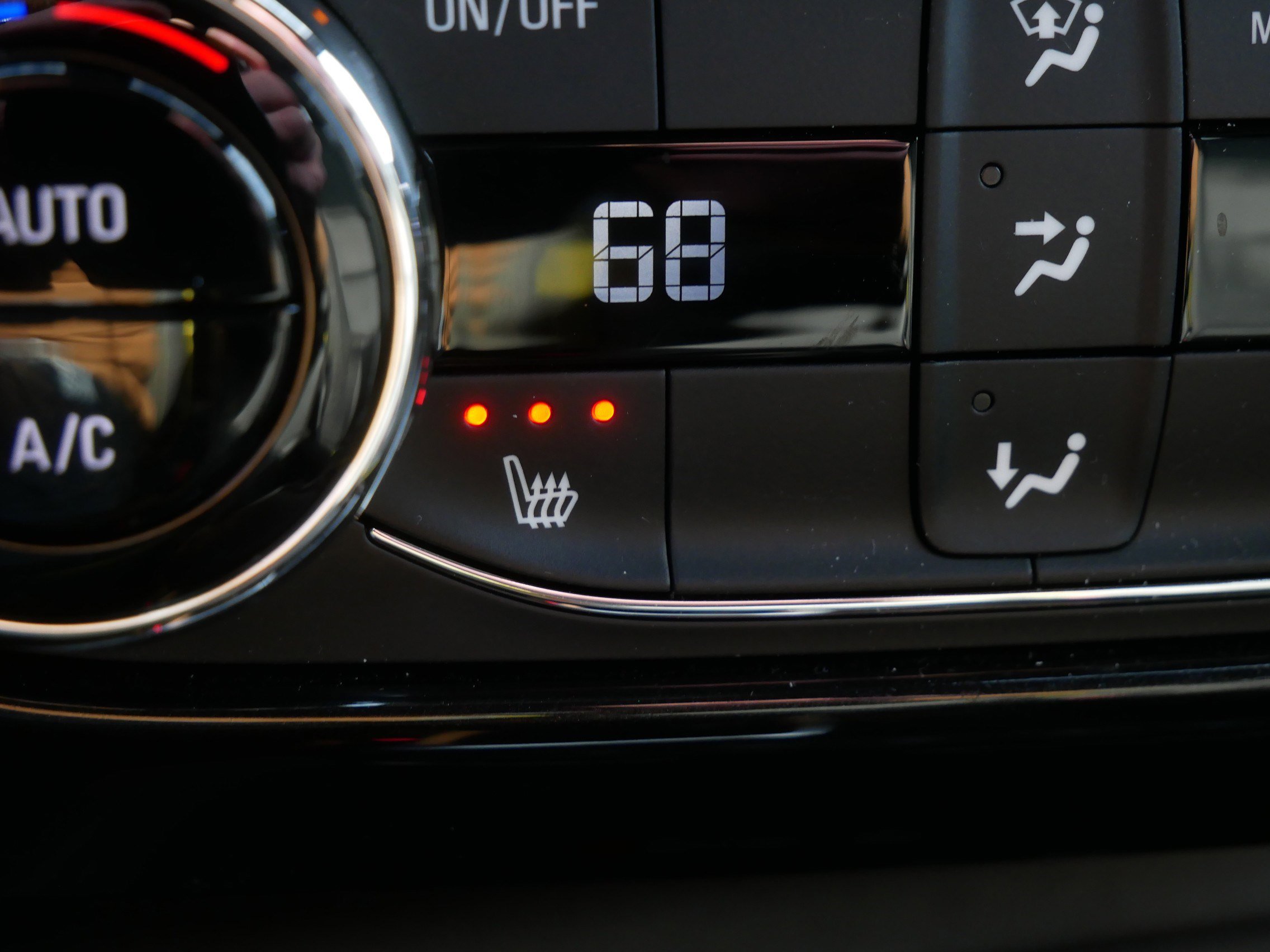 Used 2024 Chevrolet TrailBlazer ACTIV w/ Convenience Package image 30