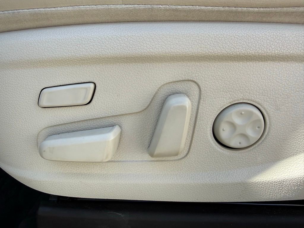 Used 2021 Hyundai Palisade Calligraphy image 25