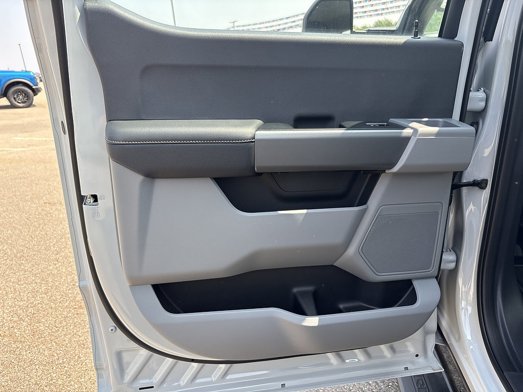 New 2026 Ford F250 XL w/ STX Appearance Package AWD/4WD image 16