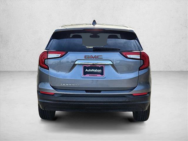 Used 2024 GMC Terrain SLE FWD image 7