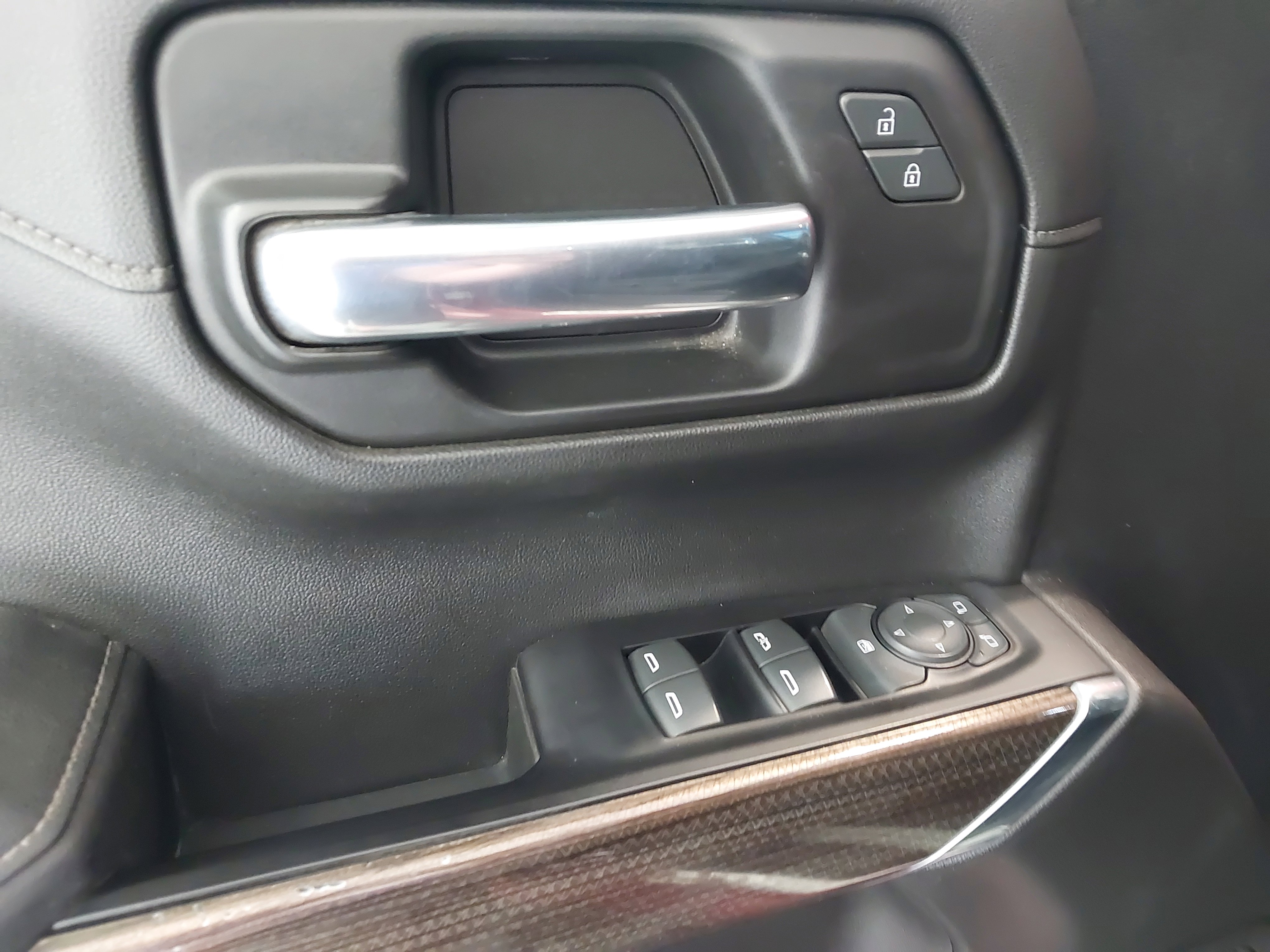 Used 2020 Chevrolet Silverado 1500 RST w/ All-Star Edition image 26