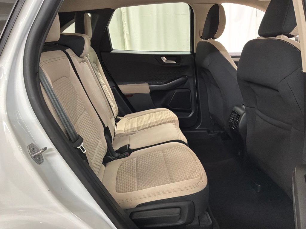 Used 2020 Ford Escape SE FWD image 25