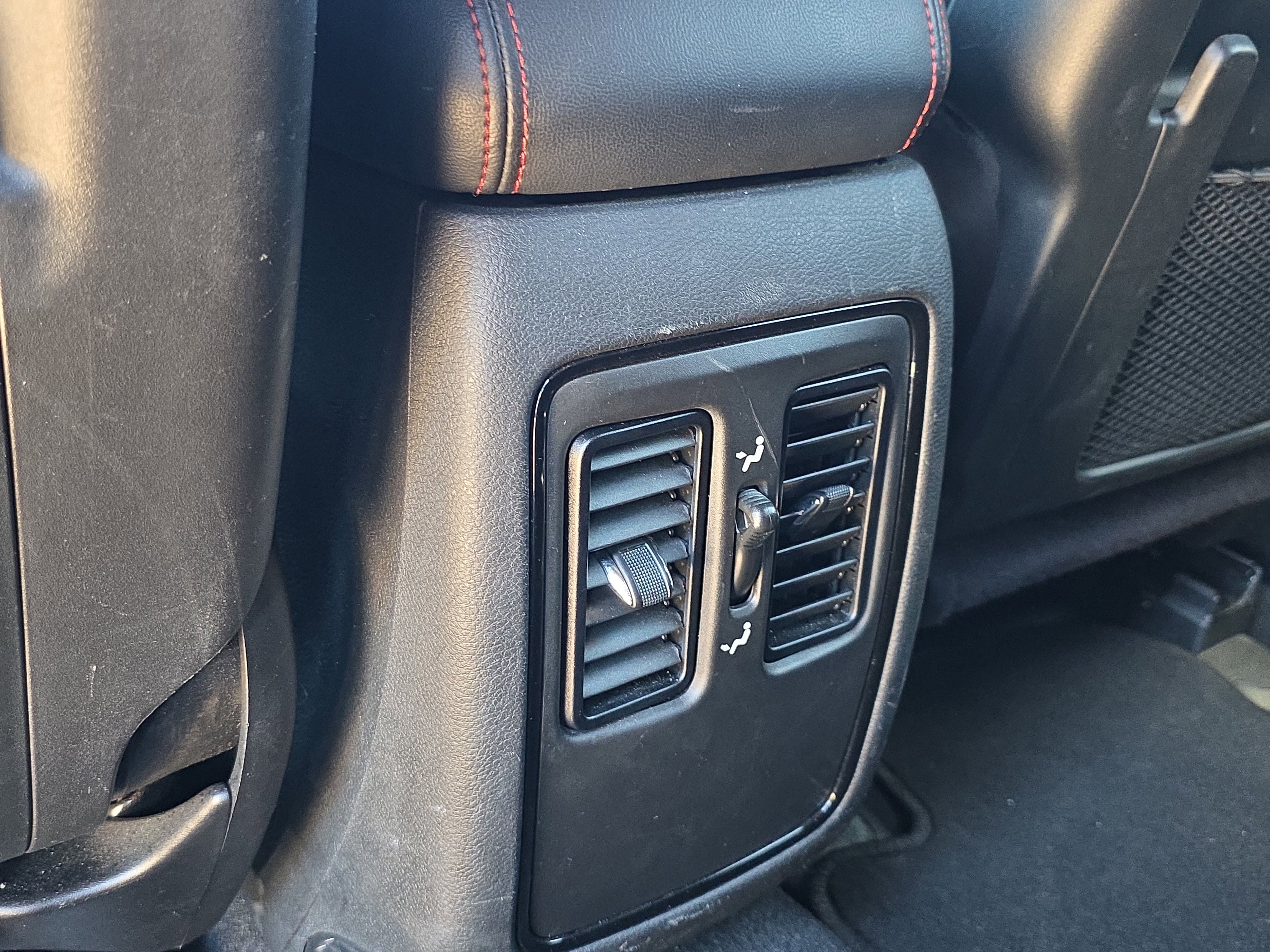 Used 2023 Dodge Durango GT image 20