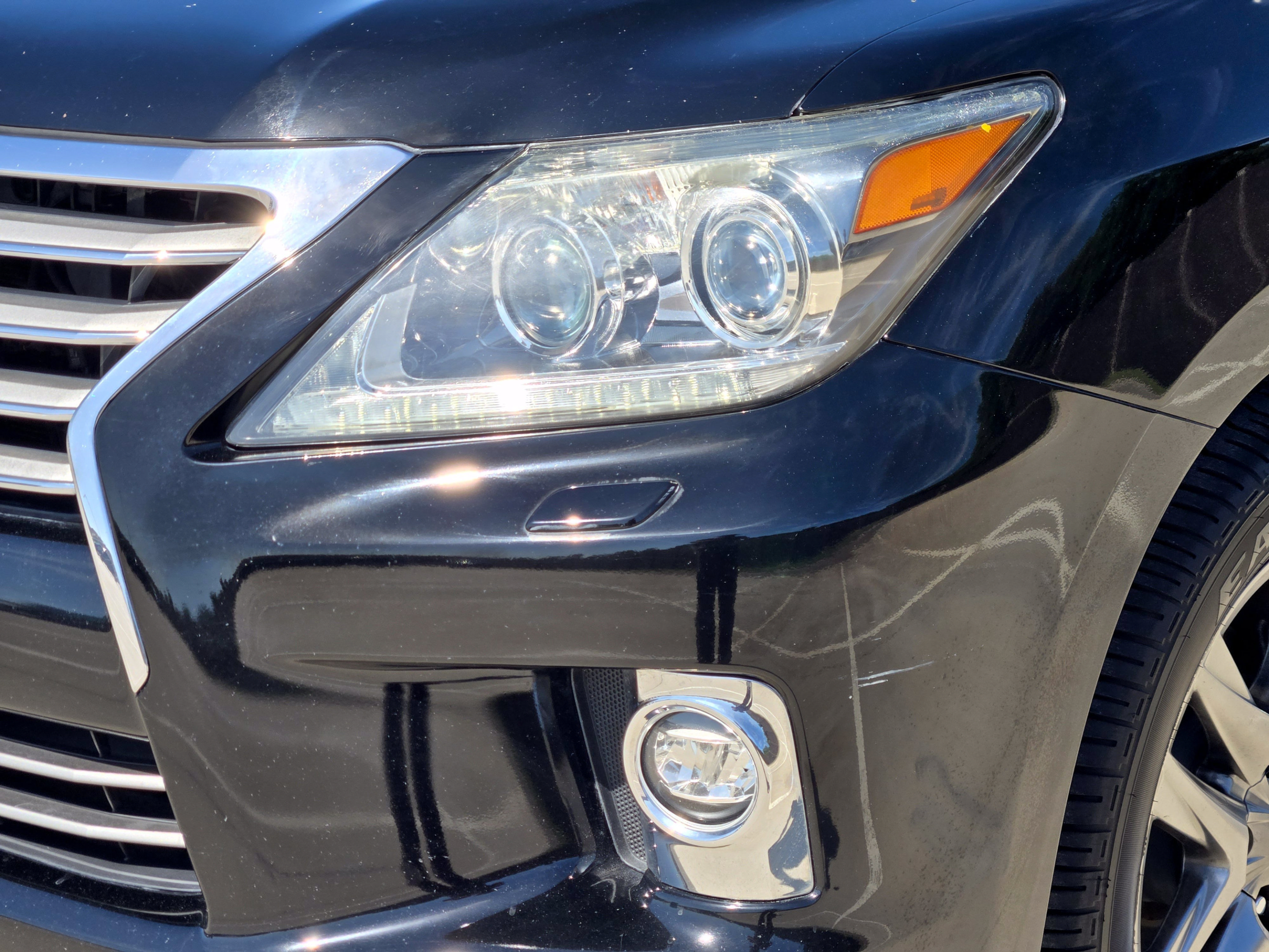 Used 2014 Lexus LX 570 4WD w/ Luxury Package image 30